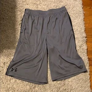 Under Armour shorts boys L